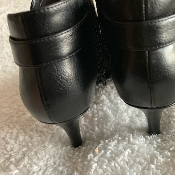 LifeStride Booties - Picture 7 of 7